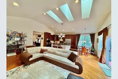 18 Fieldstone Lane #18, Beacon Falls, CT 06403 - Photo 15