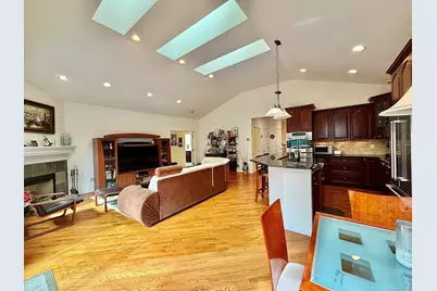 18 Fieldstone Lane #18, Beacon Falls, CT 06403 - Photo 17