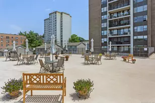 44 Strawberry Hill Ave, Stamford, CT 06902 - Photo 29