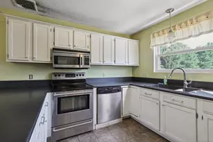 1655 North Colony Rd, Meriden, CT 06450 - Photo 9