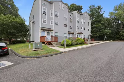 1655 North Colony Road #5001, Meriden, CT 06450 - Photo 1