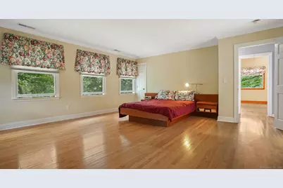 9 Trailside Drive, Norwalk, CT 06851 - Photo 19