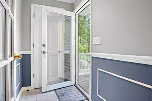 9 Trailside Dr, Norwalk, CT 06851 - Photo 5