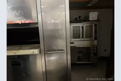 20 Union Avenue, Bridgeport, CT 06607 - Photo 11