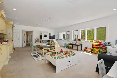 50 Poplar Hill Drive, Farmington, CT 06032 - Photo 13