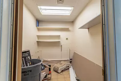 912 Norwich New London Turnpike, Montville, CT 06382 - Photo 7