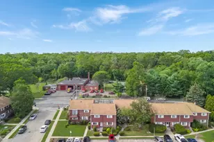 9 Patricia Rd, Bridgeport, CT 06606 - Photo 3