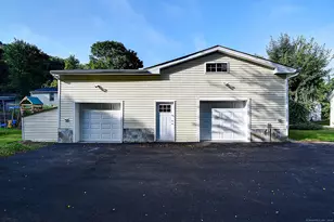 631 High St, Naugatuck, CT 06770 - Photo 5