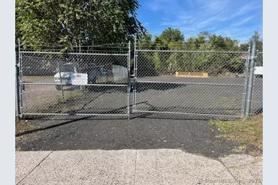 250 Pratt Street, Meriden, CT 06450 - Photo 1