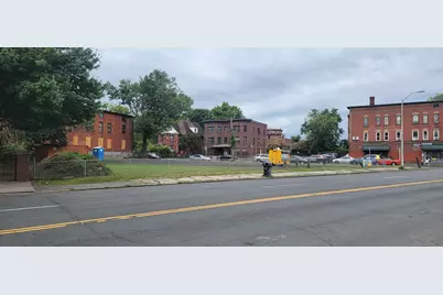 131-135,137-145,119-129 A Albany Avenue, Hartford, CT 06112 - Photo 3