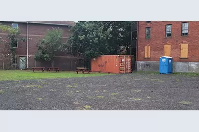 131-135,137-145,119-129 A Albany Avenue, Hartford, CT 06112 - Photo 5