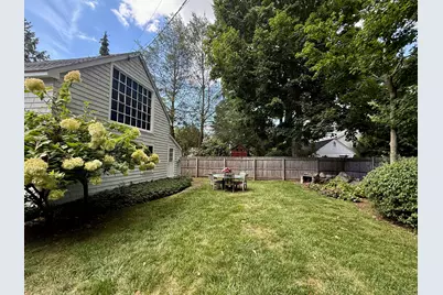 285 Noroton Avenue #A, Darien, CT 06820 - Photo 17