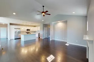 318 Capen St, Windsor, CT 06095 - Photo 9