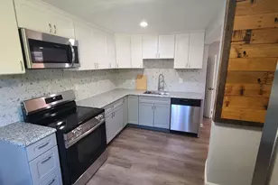 15 Stock Pl St, Manchester, CT 06042 - Photo 3