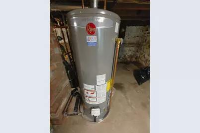 15 Stock Place Street, Manchester, CT 06042 - Photo 15