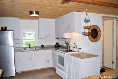 76 Sinclair Street, Windsor, CT 06095 - Photo 13