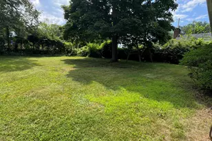 47 Highlawn St, Waterbury, CT 06705 - Photo 19