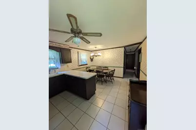 47 Highlawn Street, Waterbury, CT 06705 - Photo 7