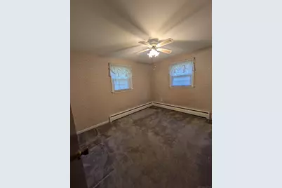 47 Highlawn Street, Waterbury, CT 06705 - Photo 9