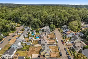 344 Cambridge St, Bridgeport, CT 06606 - Photo 31