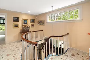 107 Deepwood Rd, Stamford, CT 06903 - Photo 19