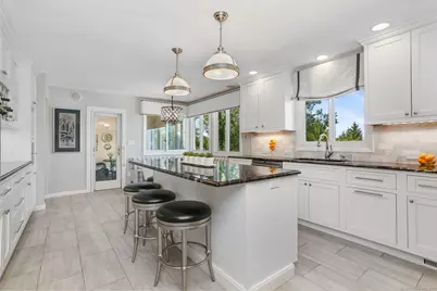 132 Merrimac Drive, Trumbull, CT 06611 - Photo 3