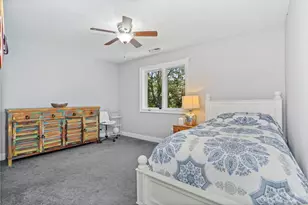 132 Merrimac Dr, Trumbull, CT 06611 - Photo 21