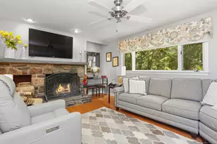 132 Merrimac Dr, Trumbull, CT 06611 - Photo 7