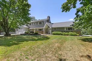 132 Merrimac Dr, Trumbull, CT 06611 - Photo 33