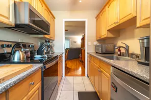 9 Bayberry Ct, Cromwell, CT 06416 - Photo 5