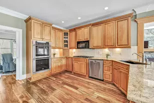 96 Big Horn Rd, Shelton, CT 06484 - Photo 9