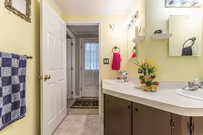 15 Sioux Road, East Hartford, CT 06118 - Photo 17