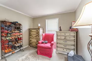 15 Sioux Rd, East Hartford, CT 06118 - Photo 11