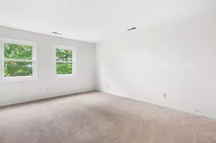 2445 Park Ave, Bridgeport, CT 06604 - Photo 17