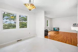 2445 Park Ave, Bridgeport, CT 06604 - Photo 5