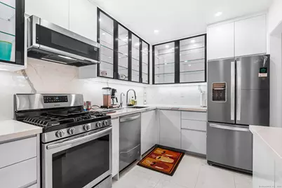 2445 Park Avenue #APT 23, Bridgeport, CT 06604 - Photo 9