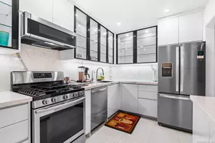 2445 Park Ave, Bridgeport, CT 06604 - Photo 9