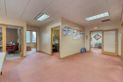 135 Burnside Avenue, East Hartford, CT 06108 - Photo 11