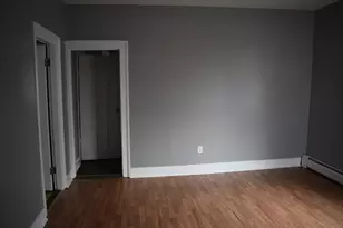 117 Caroline St, Bridgeport, CT 06608 - Photo 7