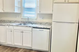 13 Tomlinson St, Ansonia, CT 06401 - Photo 7