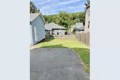 13 Tomlinson Street, Ansonia, CT 06401 - Photo 3