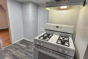 101 Goddard Ave, Bridgeport, CT 06610 - Photo 3