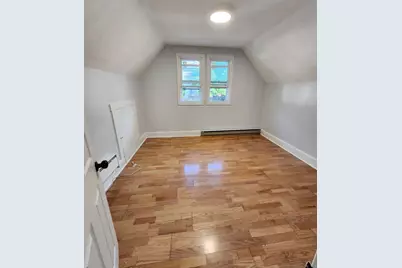 101 Goddard Avenue #3rd, Bridgeport, CT 06610 - Photo 5