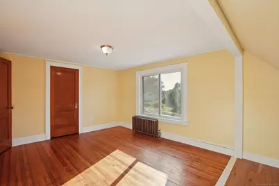 108 Woodland Avenue, Bloomfield, CT 06002 - Photo 27