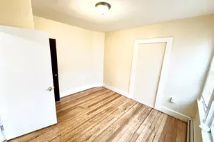 1019 W Main St, Waterbury, CT 06708 - Photo 9