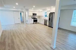 54 School St, Bridgeport, CT 06605 - Photo 3