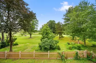 39 Pheasant Hill Dr, West Hartford, CT 06107 - Photo 39