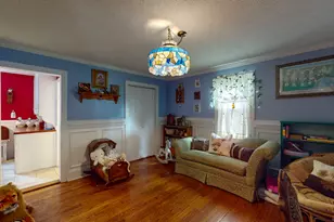 405 Alling St, Berlin, CT 06037 - Photo 17