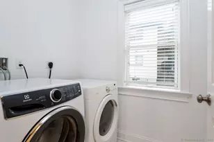 1157 Hope St, Stamford, CT 06907 - Photo 33