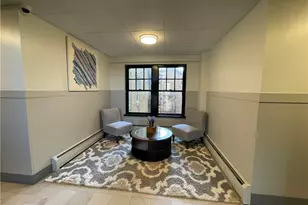 225 Golden Hill St, Bridgeport, CT 06604 - Photo 3